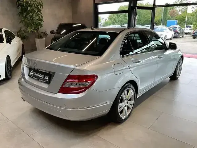 Gebraucht Mercedes C200 Avantgarde 184 PS (135 kW) 2007 Silber Limousine