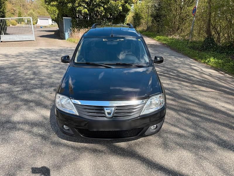 Second-hand Dacia Logan 85 CP (62 kW) 2012 Negru Break