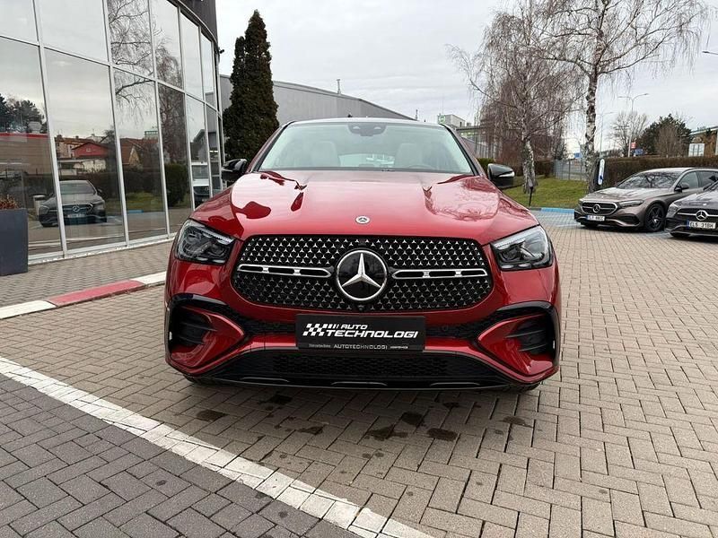 Gebraucht Mercedes GLE450 AMG Active 367 PS (269 kW) 2024 Rot Coupé