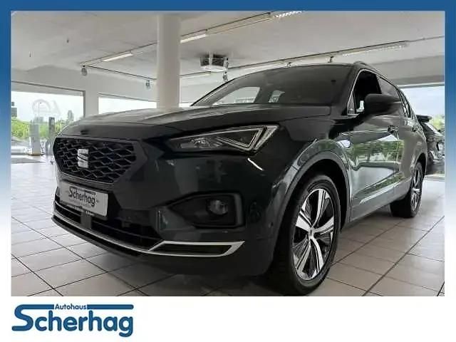 Grau (dark camouflage metallic) Gebraucht 2021 Seat Tarraco XCELLENCE SUV | 28.971 € (Fairer Preis) - Bild 1/4