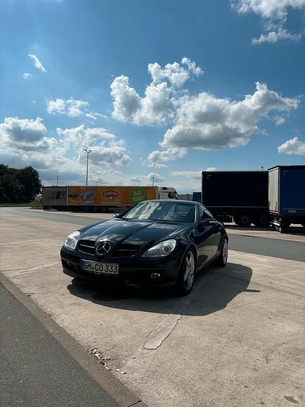 Schwarz Gebraucht 2006 Mercedes SLK350 Cabrio | 9.000 € - Bild 1/4