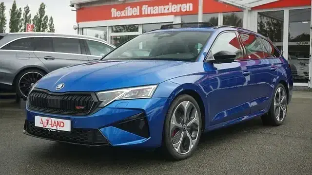 Neu Skoda Octavia RS 265 PS (194 kW) 2026 Raceblaumet. Kombi