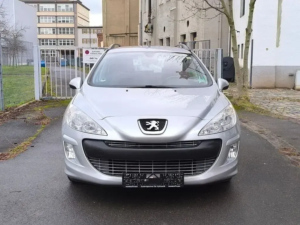 Gebraucht Peugeot 308 SW Active 120 PS (88 kW) 2011 Grau Kombi