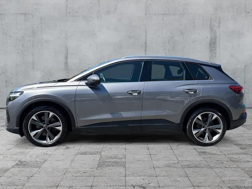 Gebraucht Audi Q4 e-tron Sport 194 kW (265 PS) 2022 Grau SUV