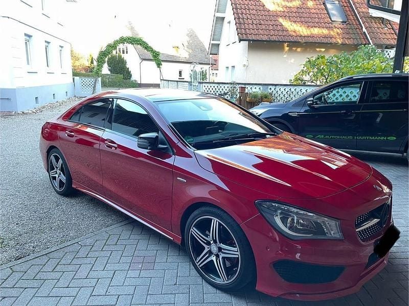 Rot Gebraucht 2015 Mercedes CLA250 AMG Limousine | 17.200 € (Guter Preis) - Bild 1/3