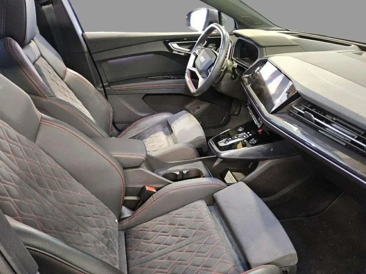 Gebraucht Audi Q4 Sportback e-tron S-Line 219 kW (299 PS) 2024 Grau SUV