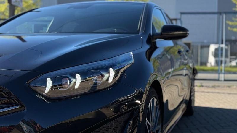 Używany Kia ProCeed GT 204 KM (150 kW) 2021 Czarny Kombi