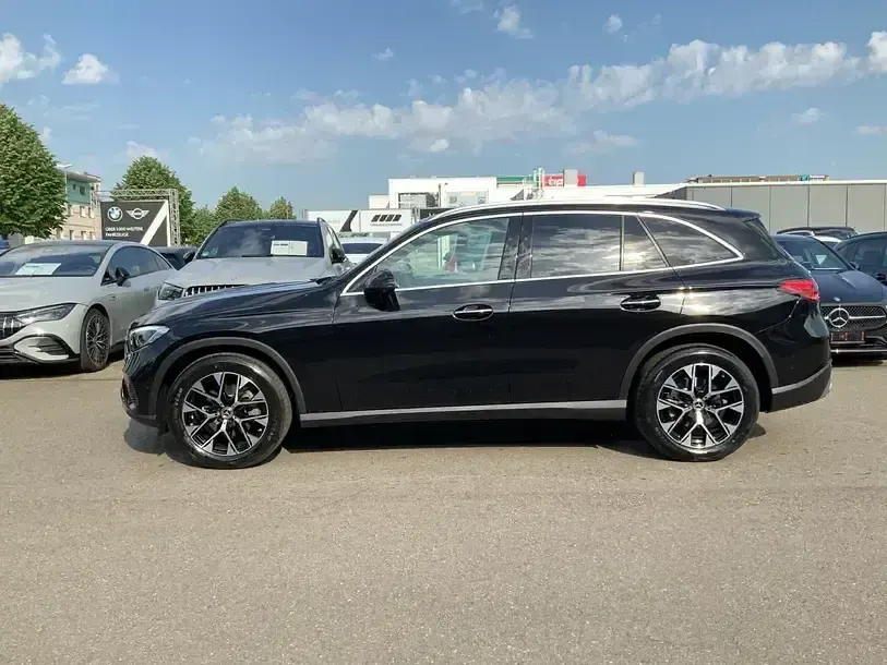 Gebraucht Mercedes GLC220 Avantgarde 197 PS (144 kW) 2026 Schwarz SUV