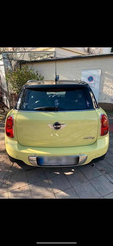 Gebraucht Mini Cooper D Countryman 116 PS (85 kW) 2011 Gelb SUV