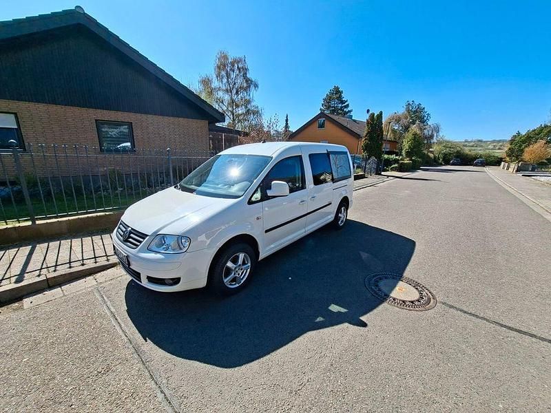 Gebraucht VW Caddy Maxi 105 PS (77 kW) 2010 Weiß Van / Kleinbus
