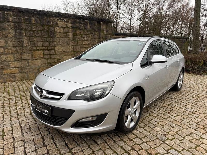Gebraucht Opel Astra Eco 110 PS (80 kW) 2015 Silber Kombi