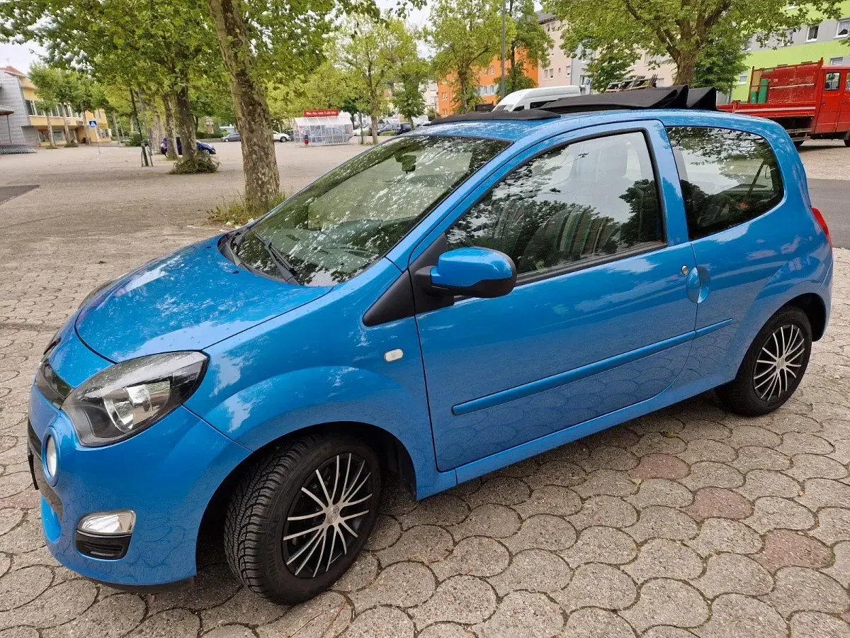 Gebraucht Renault Twingo Expression 75 PS (55 kW) 2013 Blau Kleinwagen