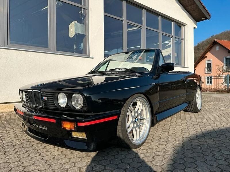 Schwarz Gebraucht 1990 BMW M3 Cabriolet Performance Cabrio | 74.000 € - Bild 1/4