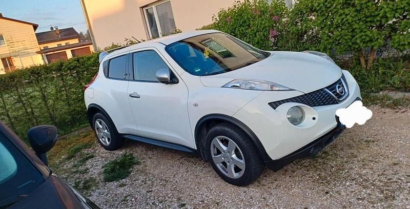 Gebraucht Nissan Juke Acenta 117 PS (86 kW) 2012 Weiß SUV