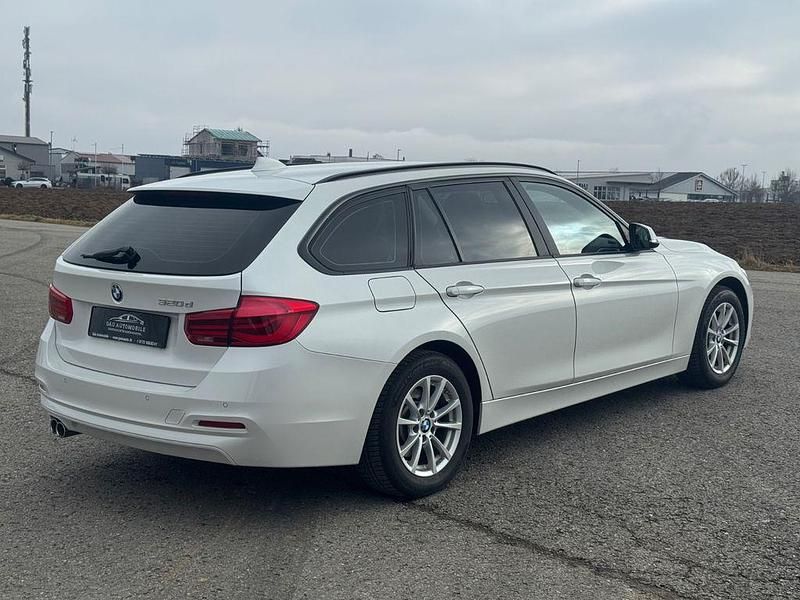 Gebraucht BMW 320 Advantage 190 PS (139 kW) 2016 Weiß Kombi