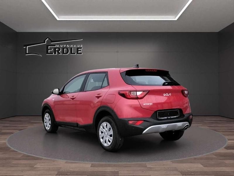 Neu Kia Stonic Edition 7 101 PS (74 kW) 2025 Rot SUV