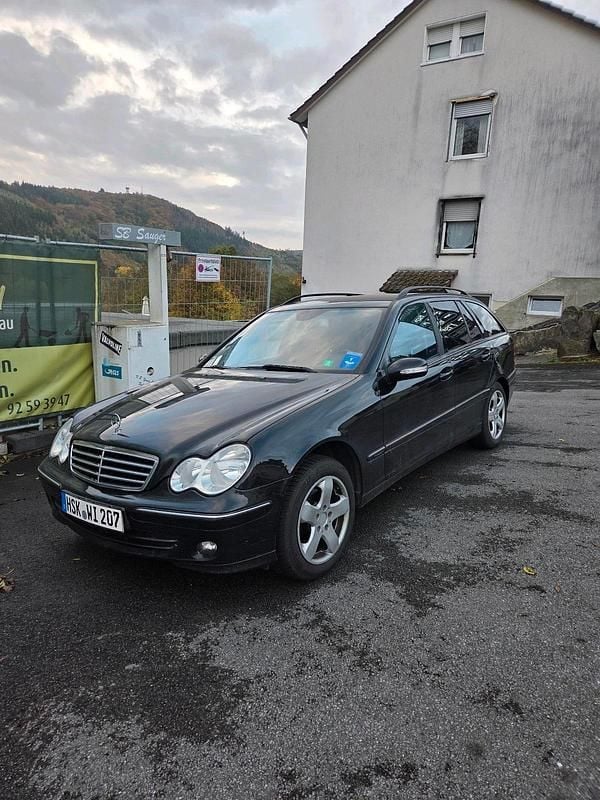Gebraucht Mercedes C220 122 PS (89 kW) 2007 Kombi