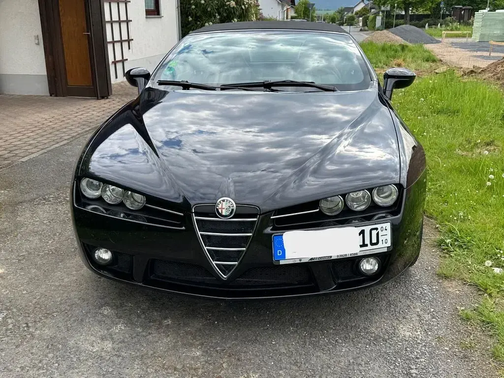Gebraucht Alfa Romeo Spider 200 PS (147 kW) 2011 Schwarz Cabrio