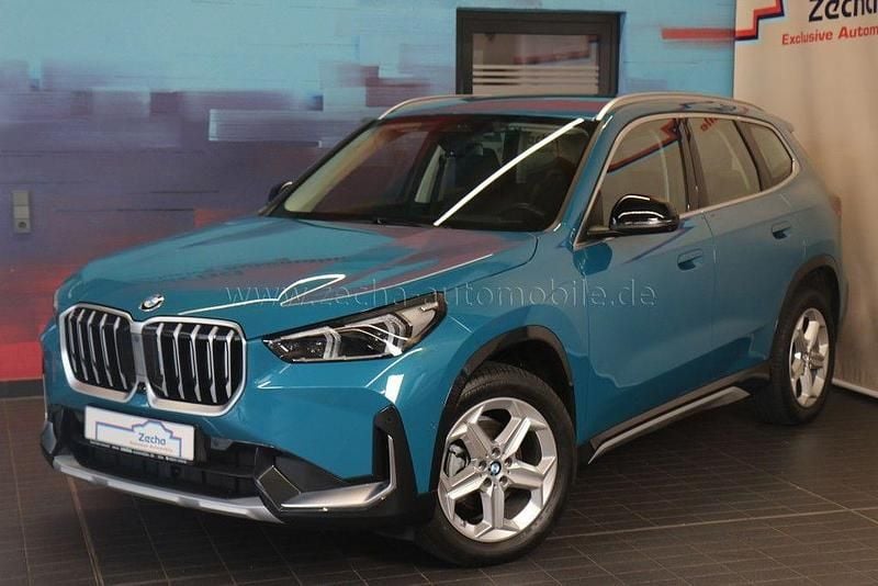 Blue bay lagoon metallic (c5l) Gebraucht 2023 BMW X1 xLine SUV | 38.900 € (Guter Preis) - Bild 1/4