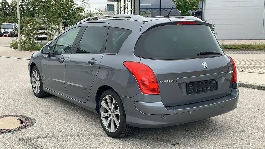 Gebraucht Peugeot 308 SW Allure 156 PS (114 kW) 2011 Grau Kombi