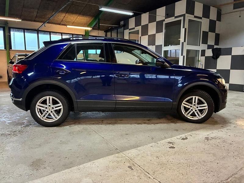 Gebraucht VW T-Roc Style 116 PS (85 kW) 2020 Blau SUV