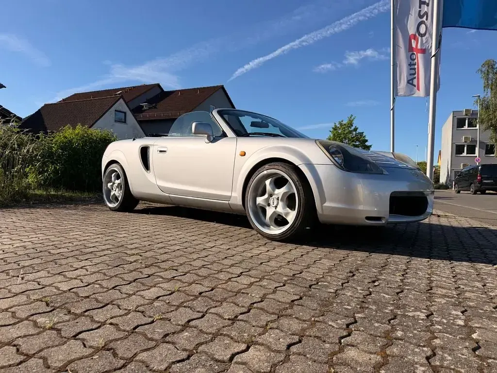 Gebraucht Toyota MR2 140 PS (102 kW) 2000 Silber Cabrio