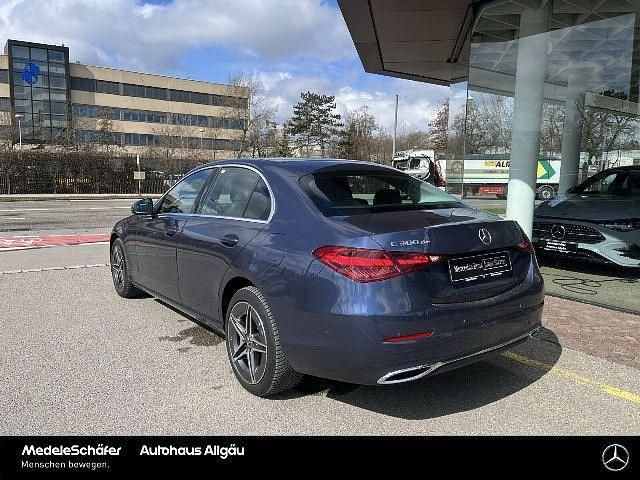 Gebraucht Mercedes C300e AMG 313 PS (230 kW) 2024 Lack sodalithblau (metallic) Limousine