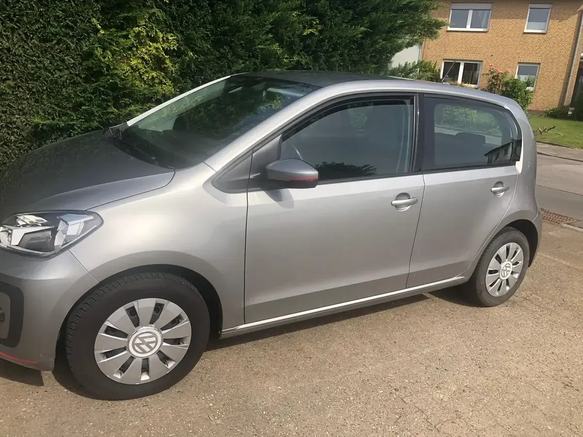 Gebraucht VW up! 60 PS (44 kW) 2017 Silber Kleinwagen