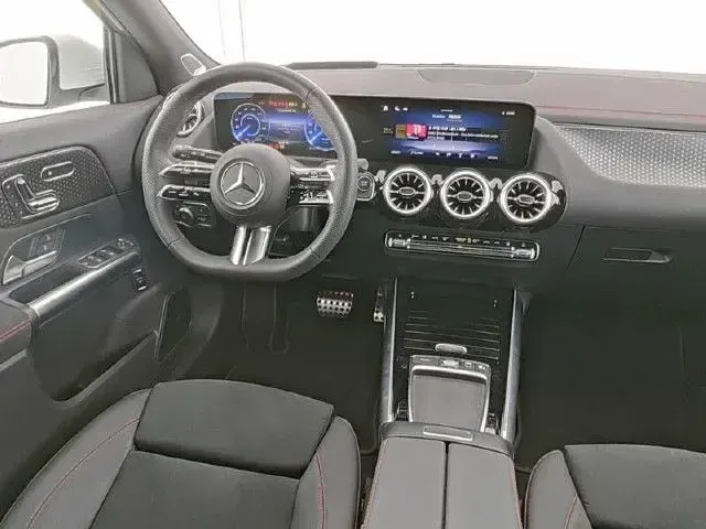 Gebraucht Mercedes EQA250 139 kW (190 PS) 2025 SUV