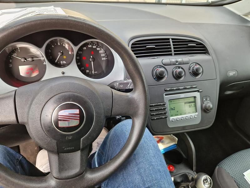 Gebraucht Seat Altea 102 PS (75 kW) 2008 Grau Limousine