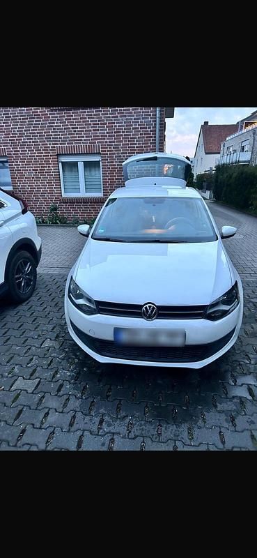 Gebraucht VW Polo 90 PS (66 kW) 2010 Weiß Kleinwagen