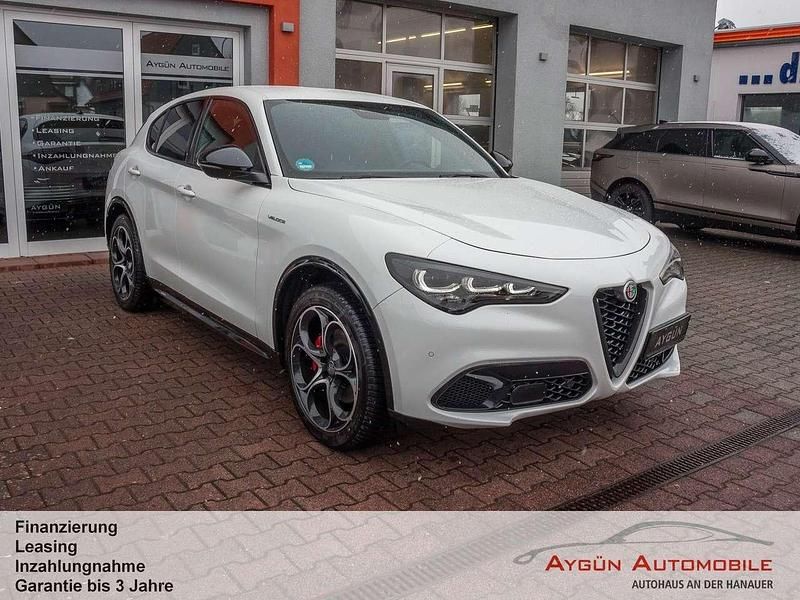 Gebraucht Alfa Romeo Stelvio Veloce 209 PS (153 kW) 2024 Azzurro athena SUV