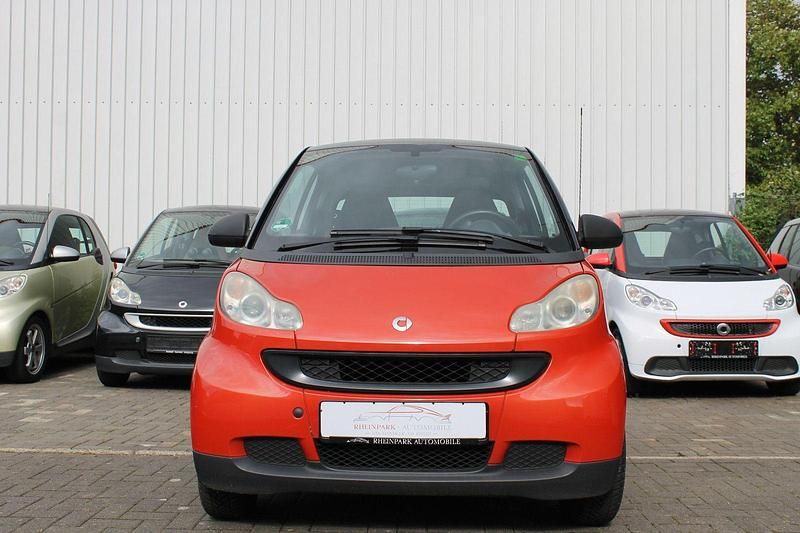 Schwarz Gebraucht 2007 Smart ForTwo Coupé Coupé | 3.700 € (Guter Preis) - Bild 1/4