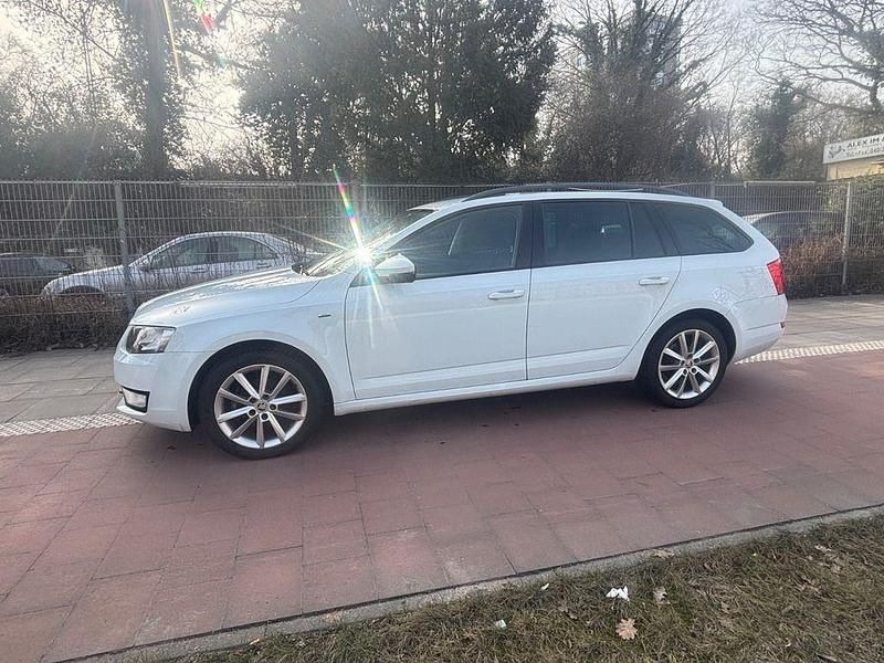 Gebraucht Skoda Octavia Joy 110 PS (80 kW) 2017 Weiß Kombi