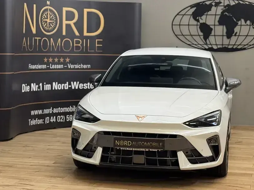 Gebraucht Cupra Leon 150 PS (110 kW) 2025 Nevada weiß (metallic) Limousine