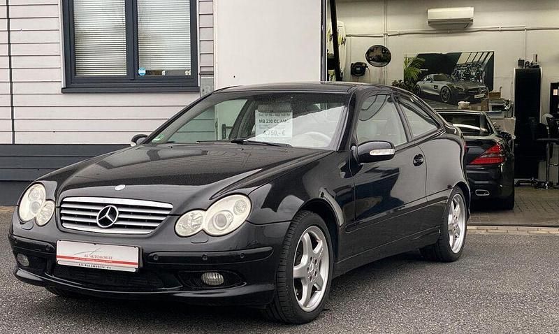 Schwarz Gebraucht 2003 Mercedes C230 AMG | 3.990 € (Etwas zu teuer) - Bild 1/4