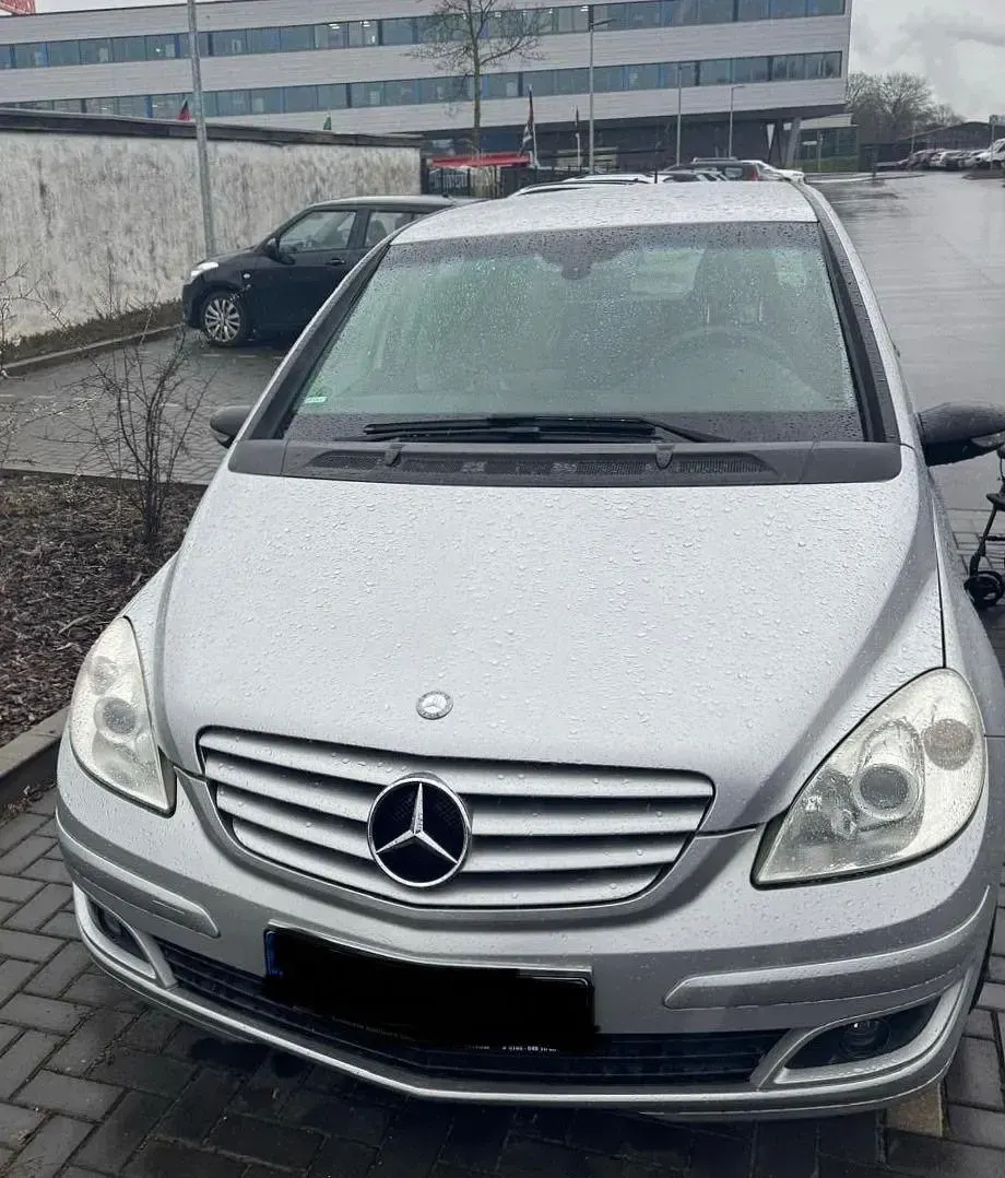 Gebraucht Mercedes B170 116 PS (85 kW) 2007 Silber Van / Kleinbus