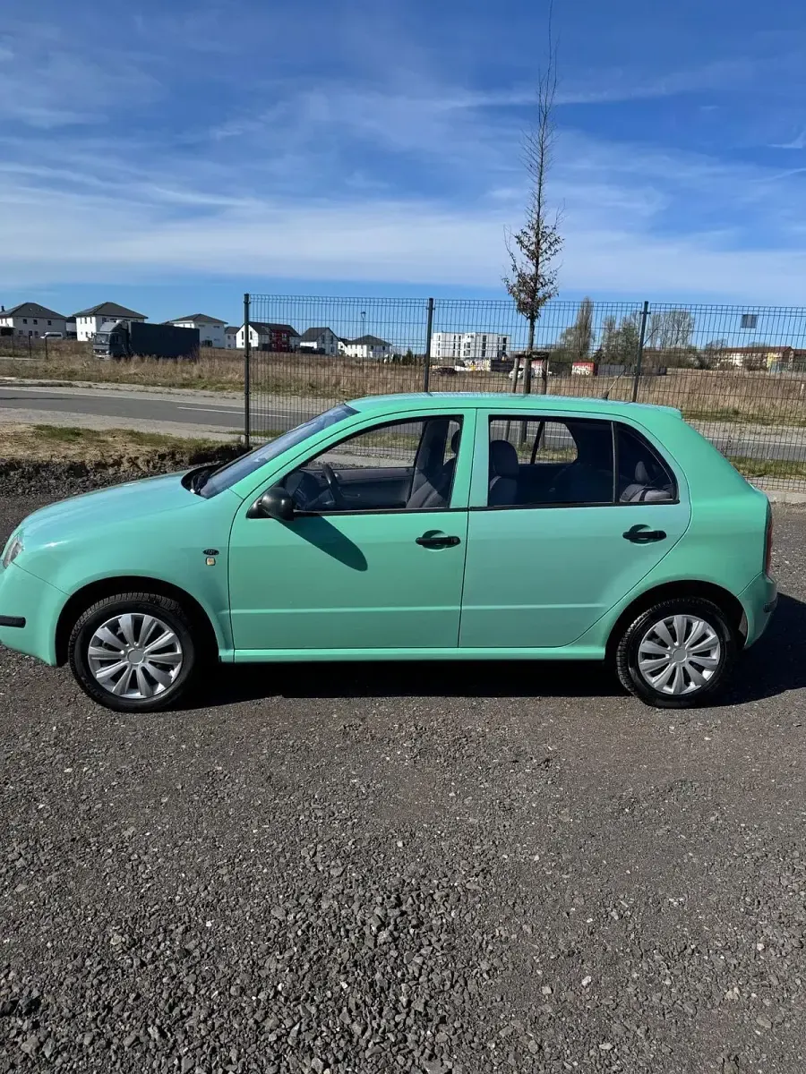 Second-hand Skoda Fabia 75 CP (55 kW) 2001 Verde Berlinǎ