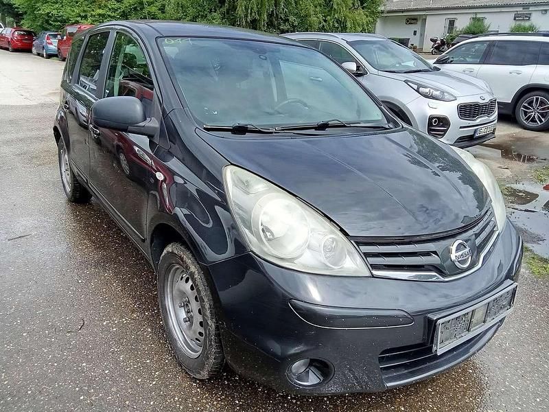 Schwarz Gebraucht 2009 Nissan Note Visia Van / Kleinbus | 1.900 € (Teuer) - Bild 1/4