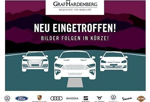 Grau Gebraucht 2021 Audi A4 Advanced Plus Limousine | 25.900 € (Superpreis) - Bild 1/2