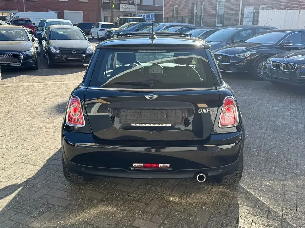 Usado Mini One D 90 CV (66 kW) 2013 Negro Utilitario