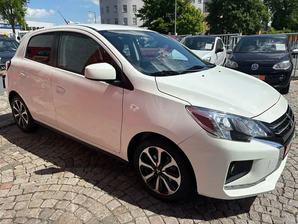 Gebraucht Mitsubishi Space Star Select+ 71 PS (52 kW) 2022 Weiß Kleinwagen