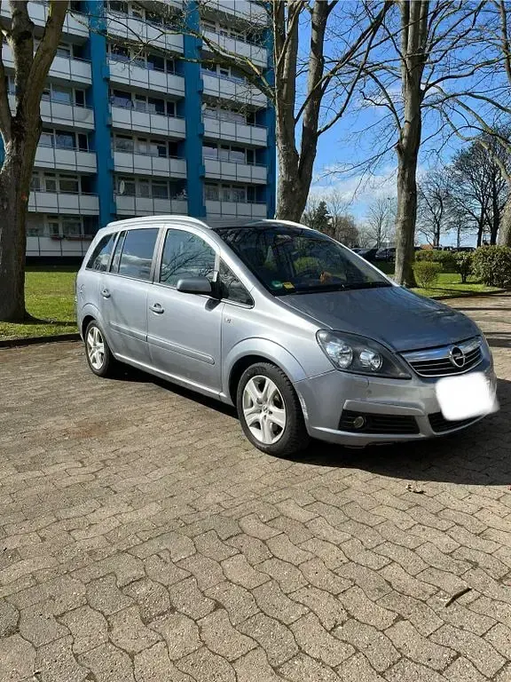 Brugt Opel Zafira Edition 150 HK (110 kW) 2007 Grå MPV