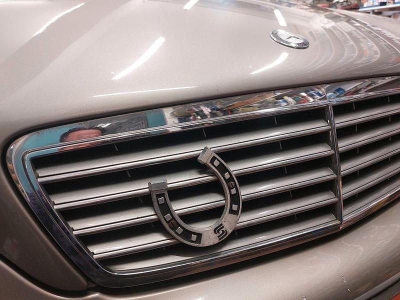 Gebraucht Mercedes C180 Elegance 143 PS (105 kW) 2003 Grau Limousine