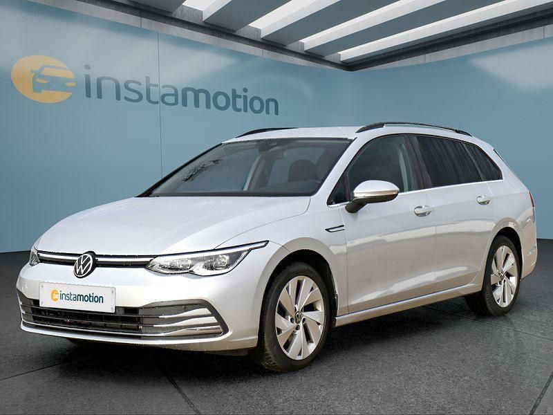 Silber Gebraucht 2022 VW Golf VIII Kombi | 22.149 € (Guter Preis) - Bild 1/4