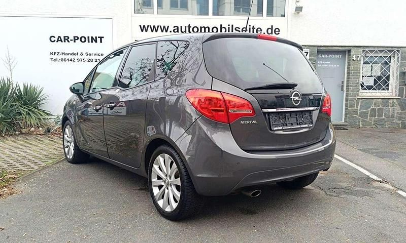 Gebraucht Opel Meriva Innovation 140 PS (102 kW) 2011 Grau Van / Kleinbus