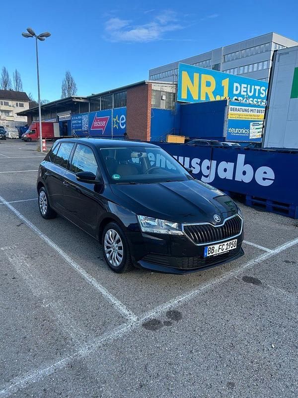 Gebraucht Skoda Fabia Active 60 PS (44 kW) 2020 Schwarz Kleinwagen