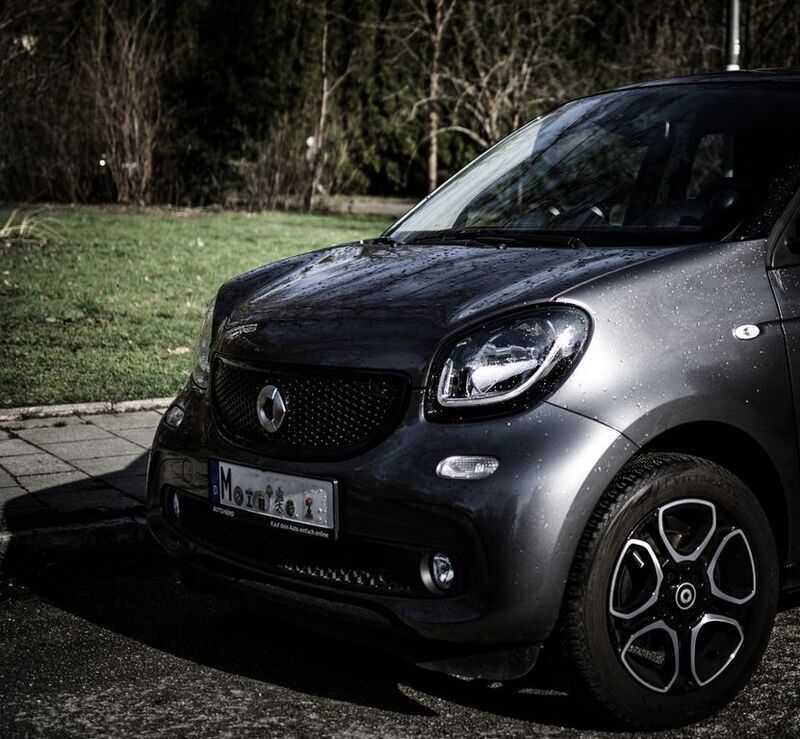 Schwarz Gebraucht 2019 Smart ForFour Passion Kleinwagen | 9.750 € (Guter Preis) - Bild 1/4