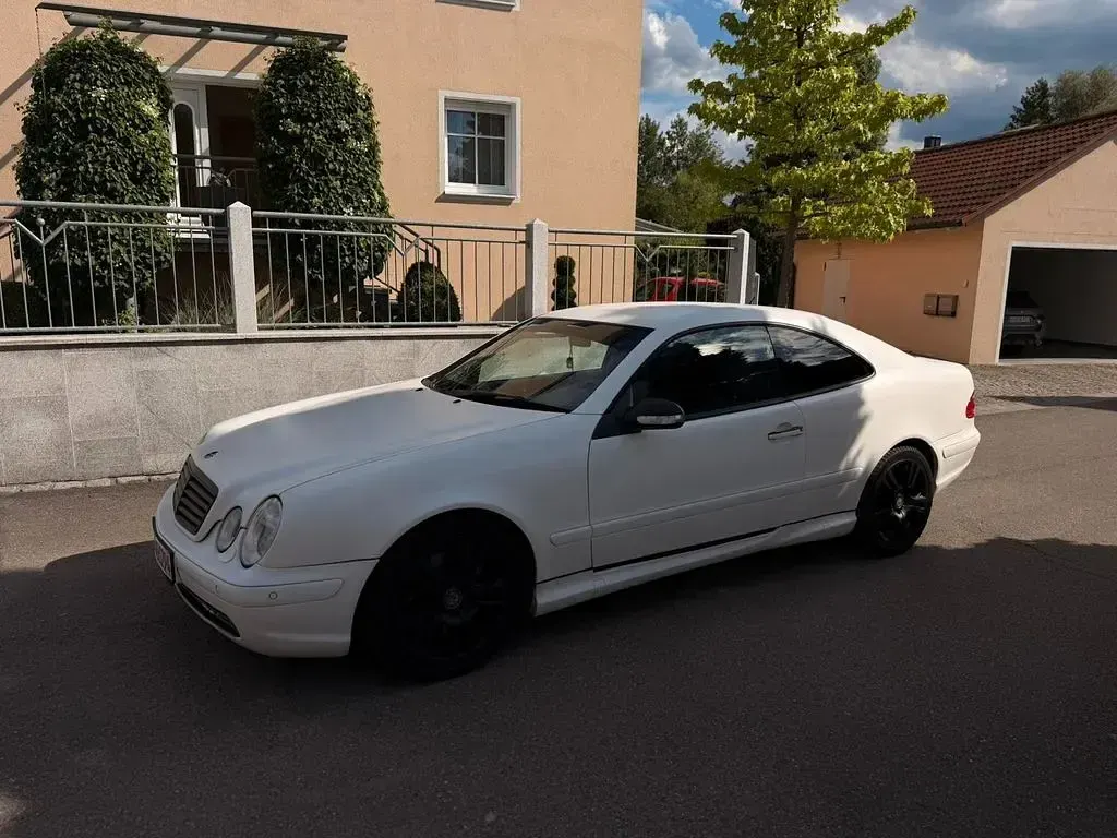 Gebraucht Mercedes CLK430 Elegance 280 PS (205 kW) 2001 Weiß Coupé