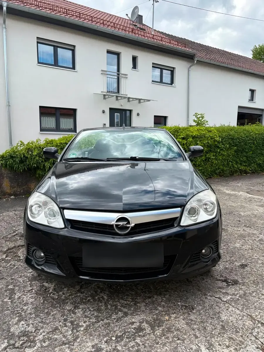 Gebraucht Opel Tigra 90 PS (66 kW) 2007 Schwarz Cabrio